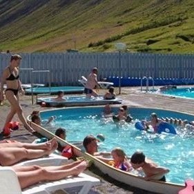 the swimming pool in Suðureyri