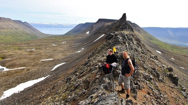 Þjófaskarð, above Hnífsdalur and Ísafjörður