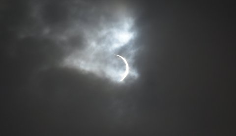 Photo taken 2 minutes after the totality in Bolungarvík.
